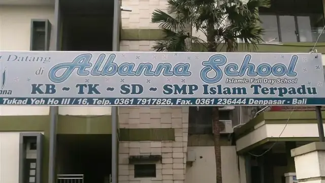 SMA Albanna Denpasar
